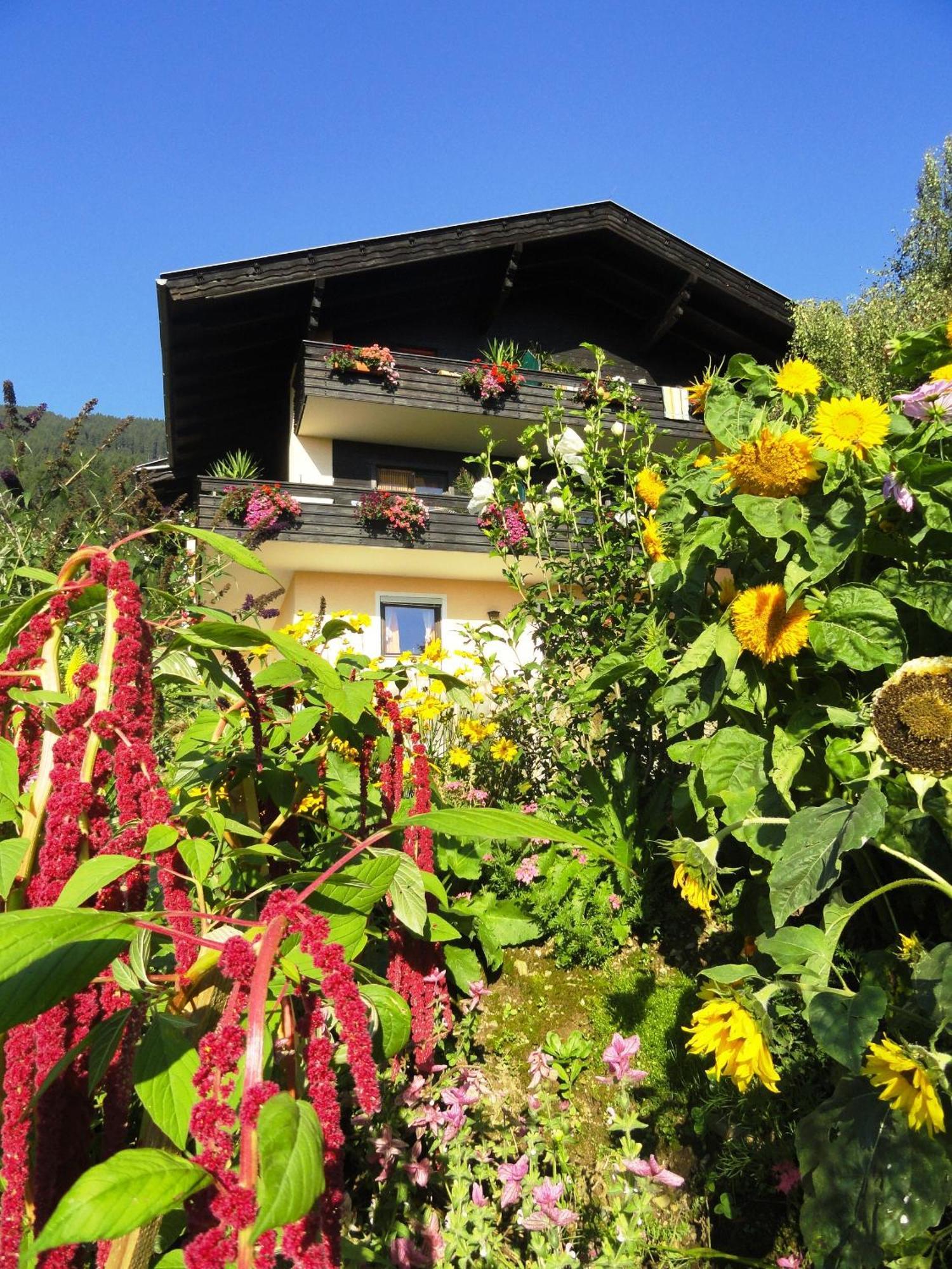 Landhaus Bonaventura Millstatt Exterior photo